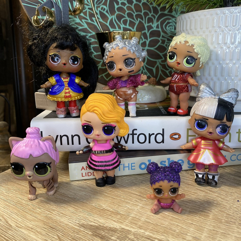 MGA L.O.L. Surprise Lot of 7 Mini Dolls W/ Pet Baby Cute Set